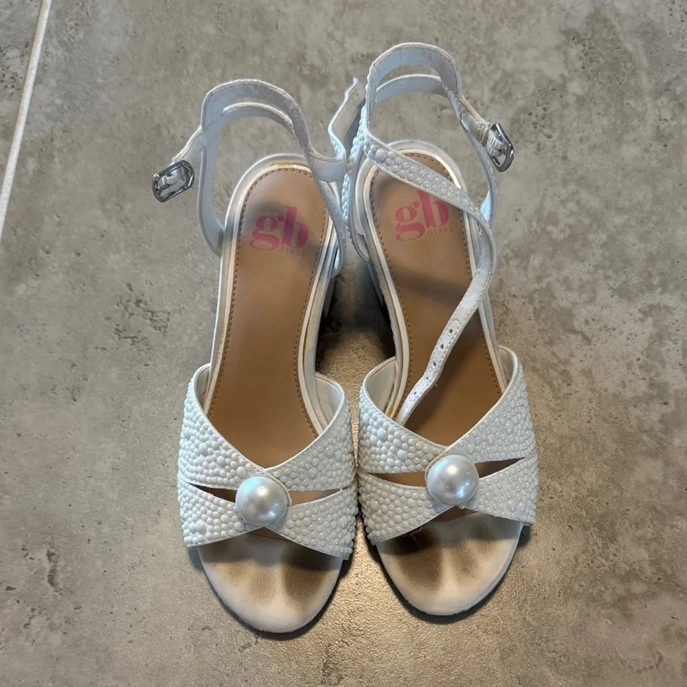 GB Girls White Sandals with Pearl Accent